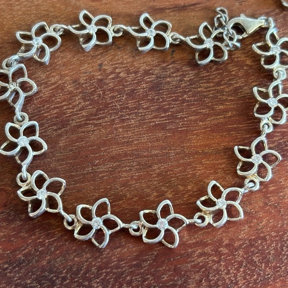 Sterling Silver Clear CZ Hawaiian Plumeria Flower Link Bracelet - Picture 1 of 7